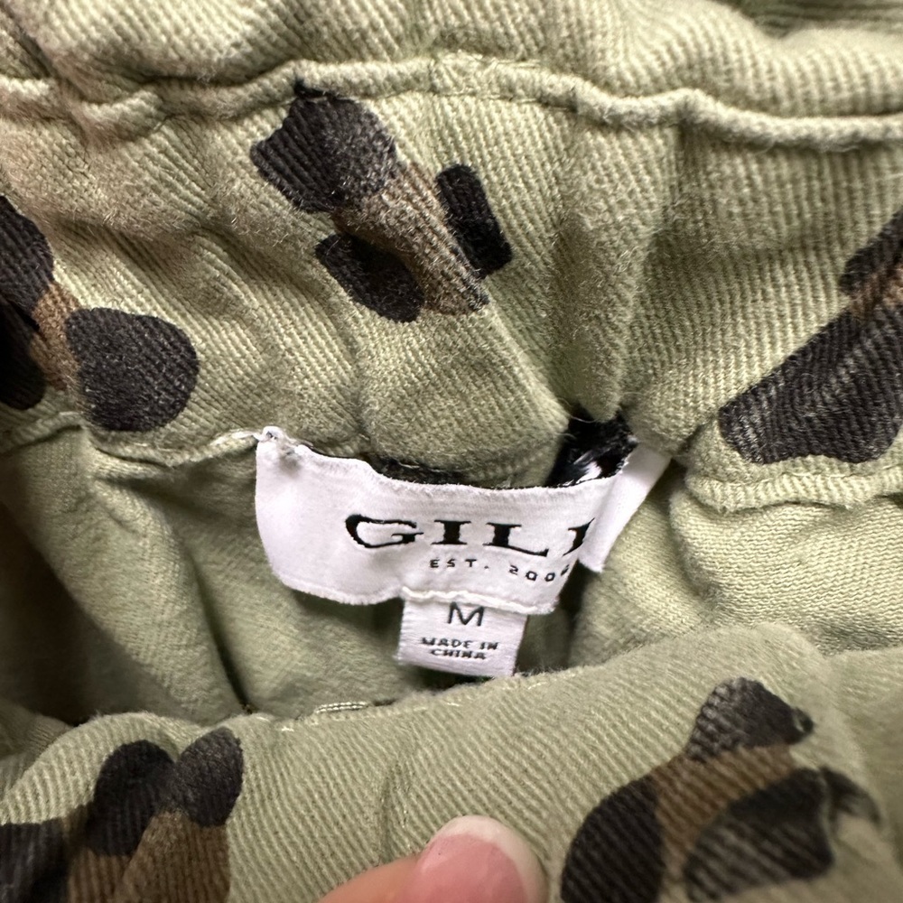 G.I.L.I. Olive and Black Floral High Waist Shorts - Picture 2 of 3
